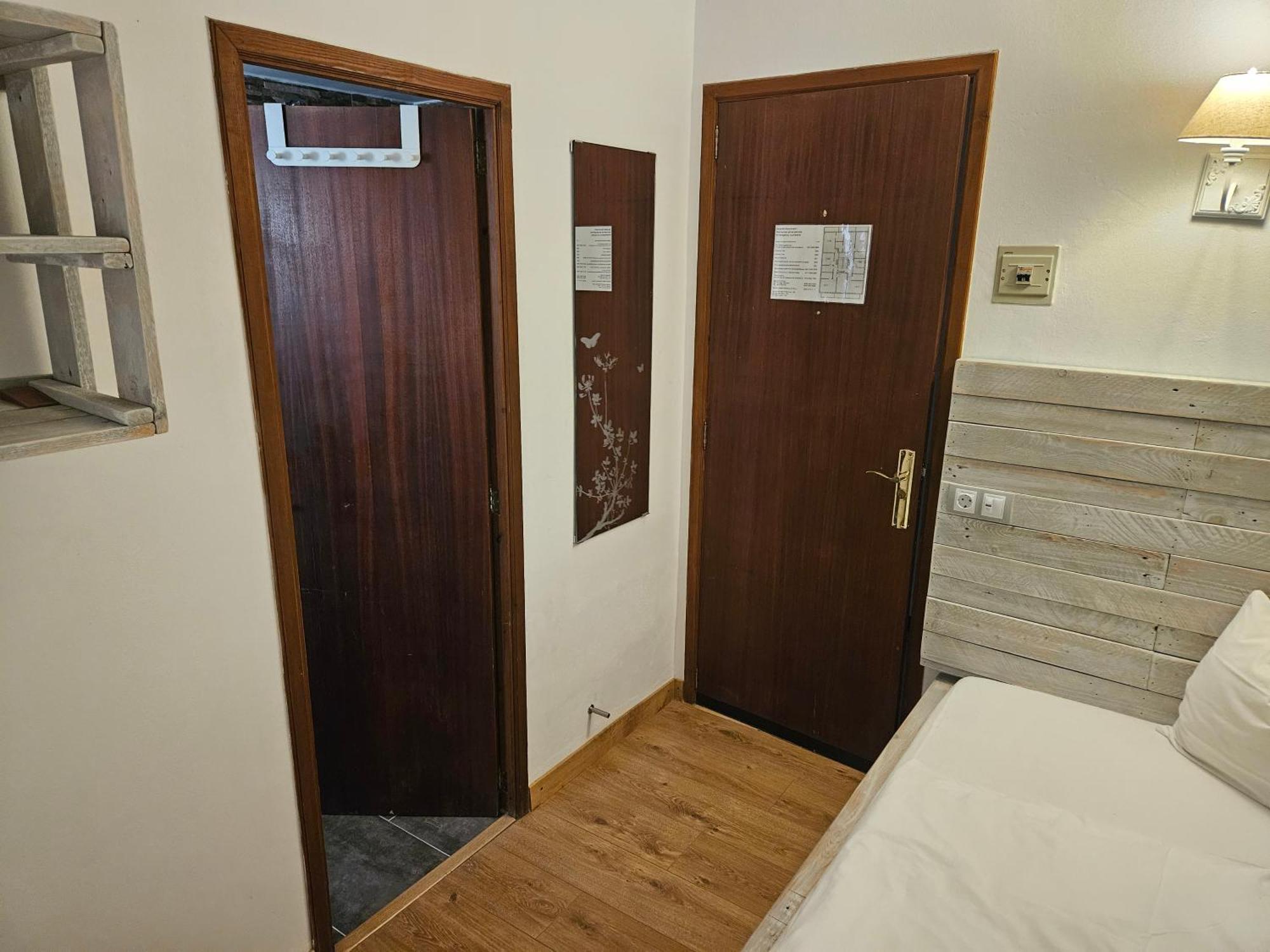 Seven Hostal Cala Millor  Exterior photo